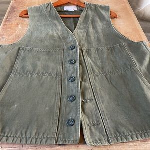 Filson moleskin vest. Olive Green -size 44. Made in USA